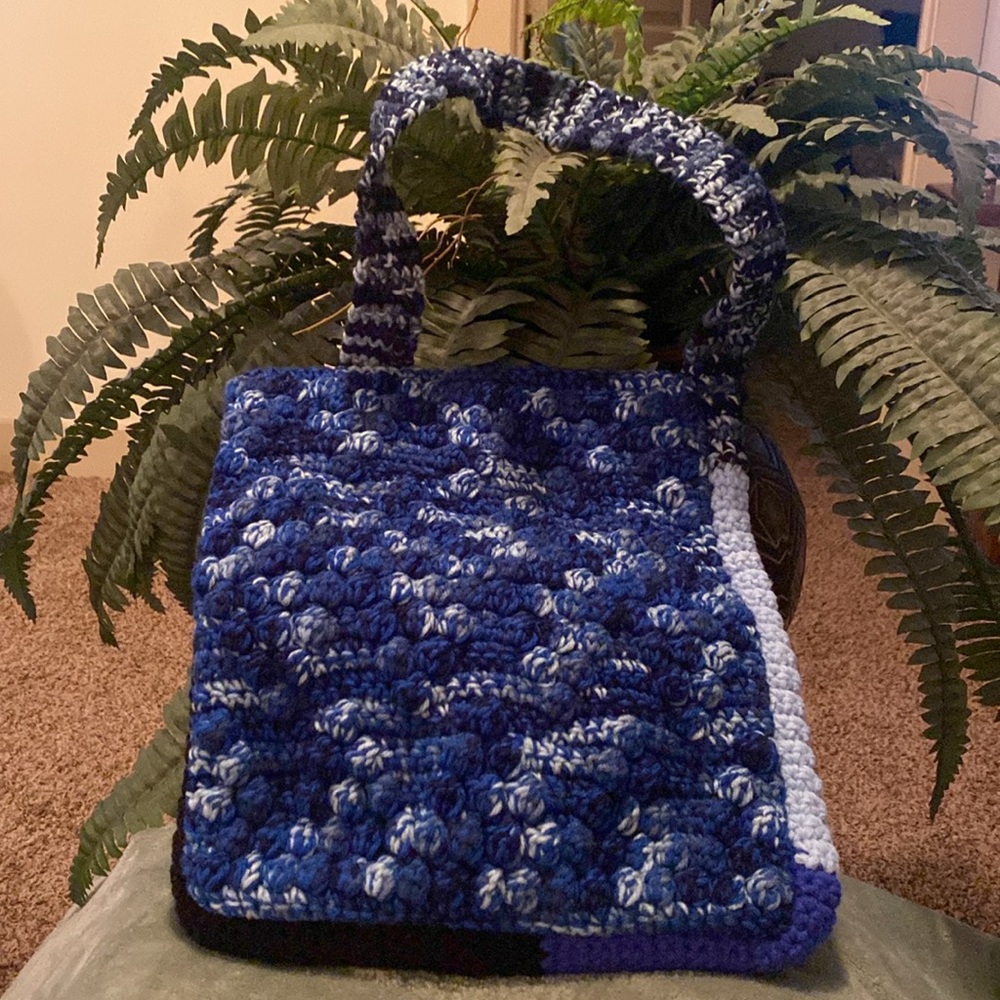 Hand made beautiful tote! - Picture 3 of 5
